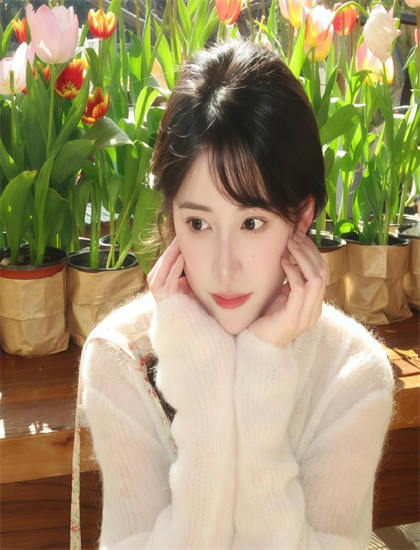 红衣女皇剧本创作揭秘：场景的搭建工艺与视觉冲击 探索艺术与技术的完美结合